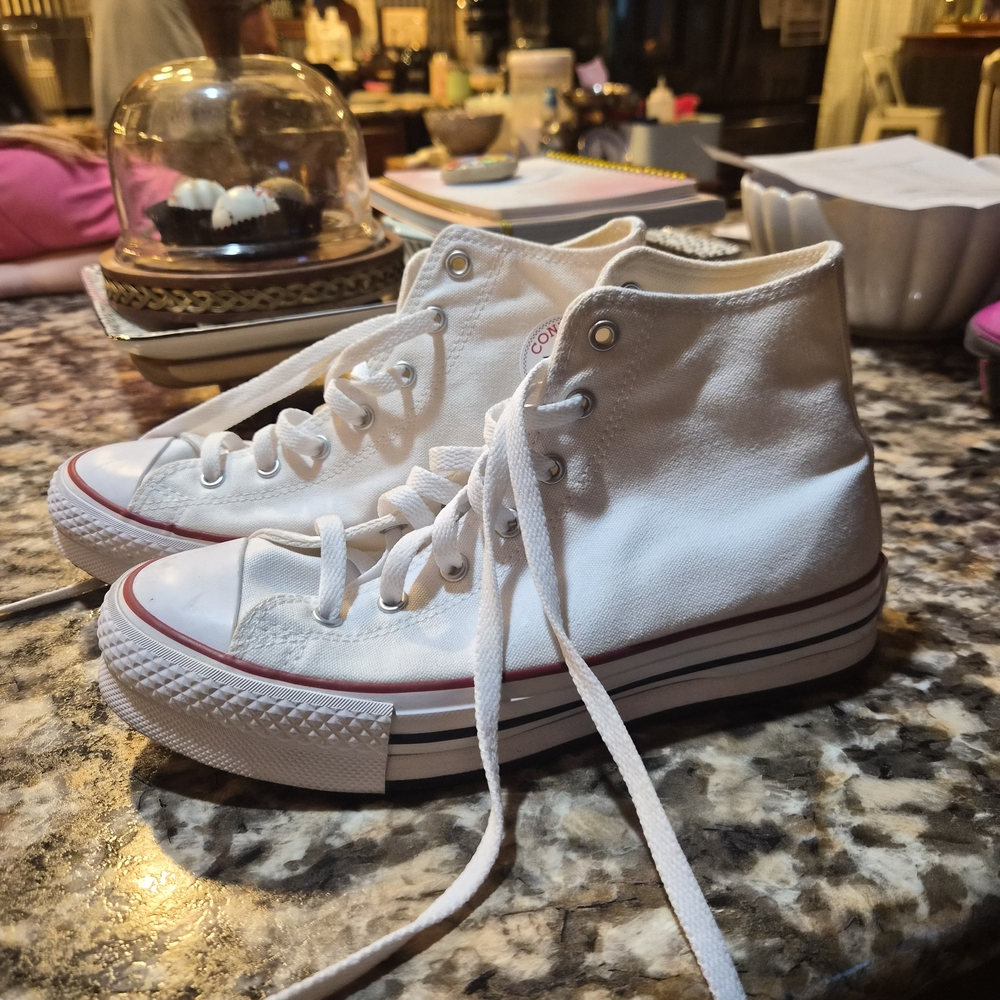 Classic High-Top White Sneakers with Red Trim